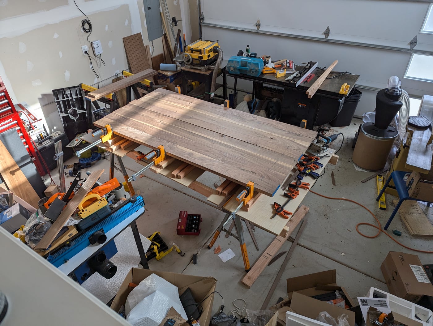 Dry clamping the top