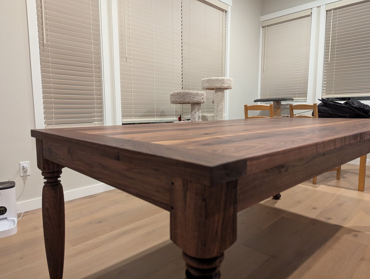 Completed dining table